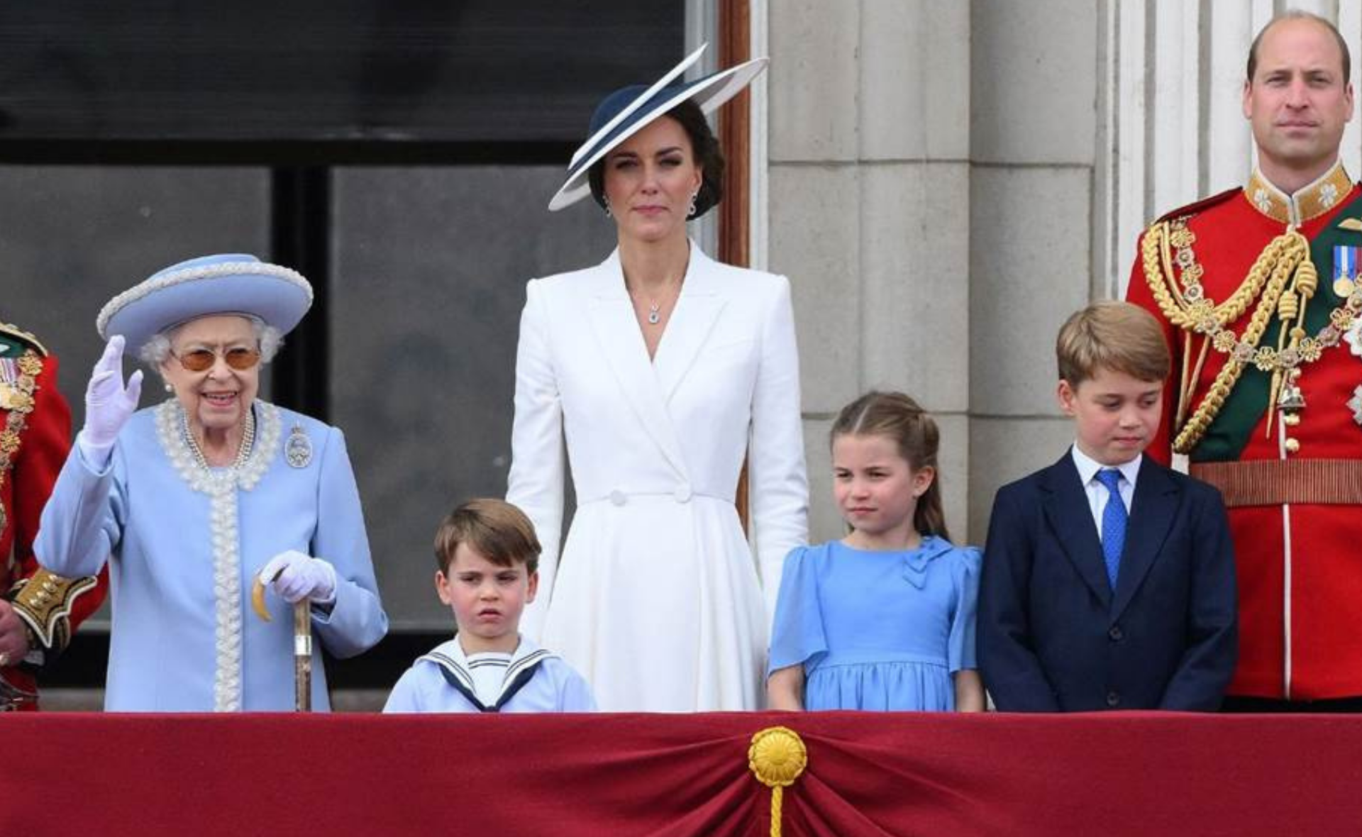 Balcony bonanza! The best photos of the Queen’s Platinum Jubilee Trooping the Colour celebrations