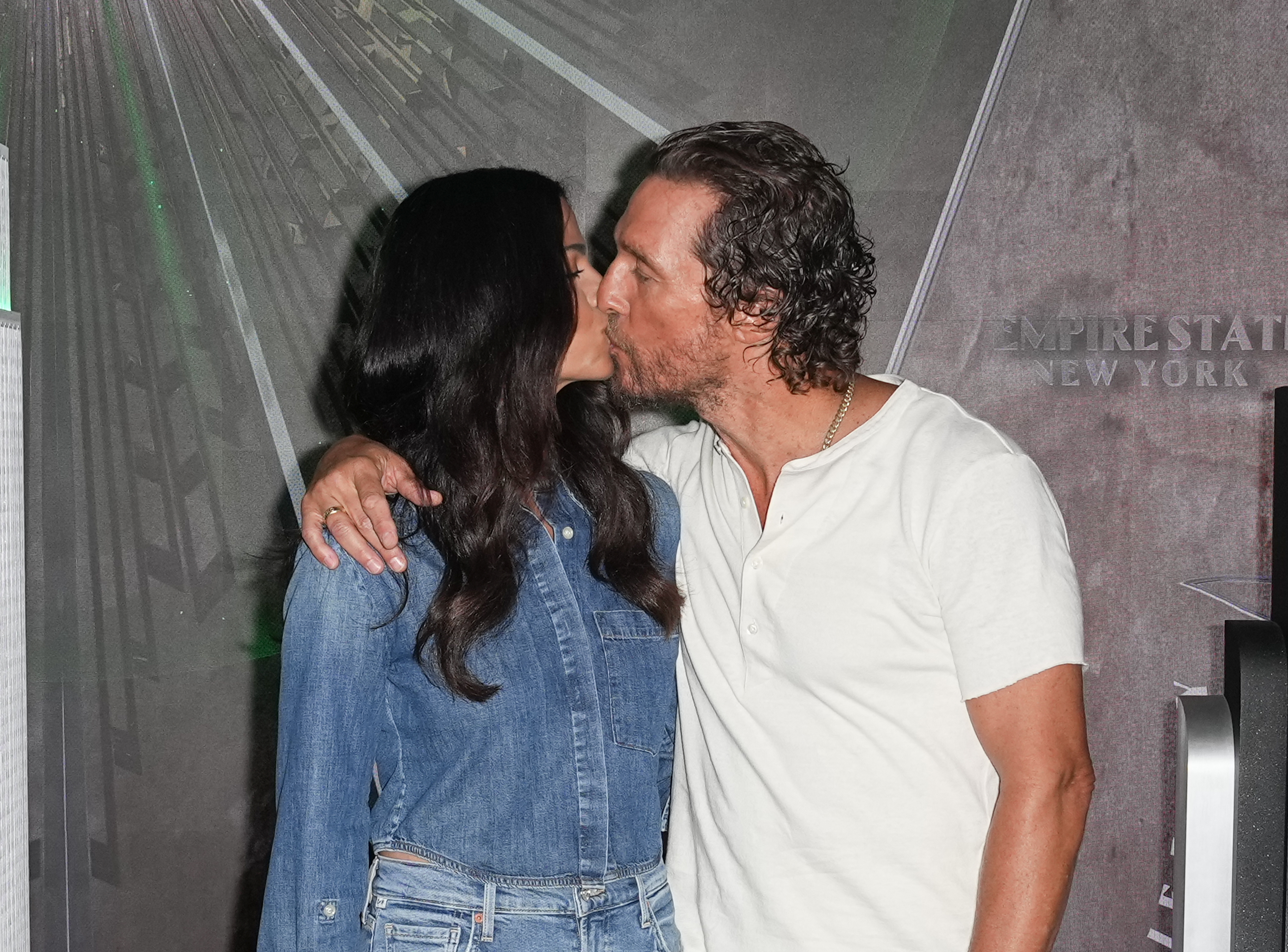 matthew mcconaughey wife camila alves