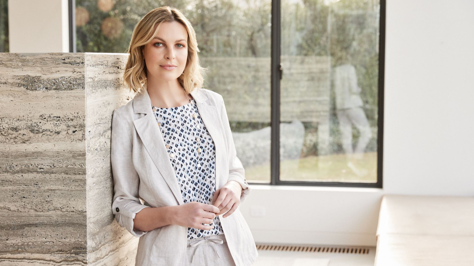 3 versatile and flattering spring summer wardrobe staples - The ...