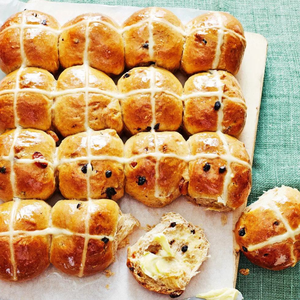Hot cross buns